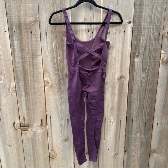 Free People Movement Good Karma Onesie in Black Berry size XS/S - Picture 2 of 5